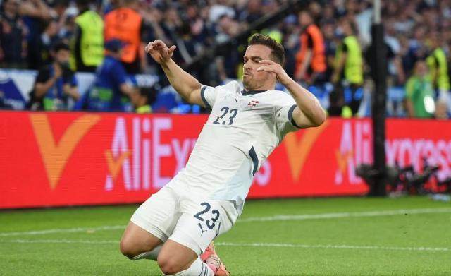 1718906885985047042.jpg tucao.jpg